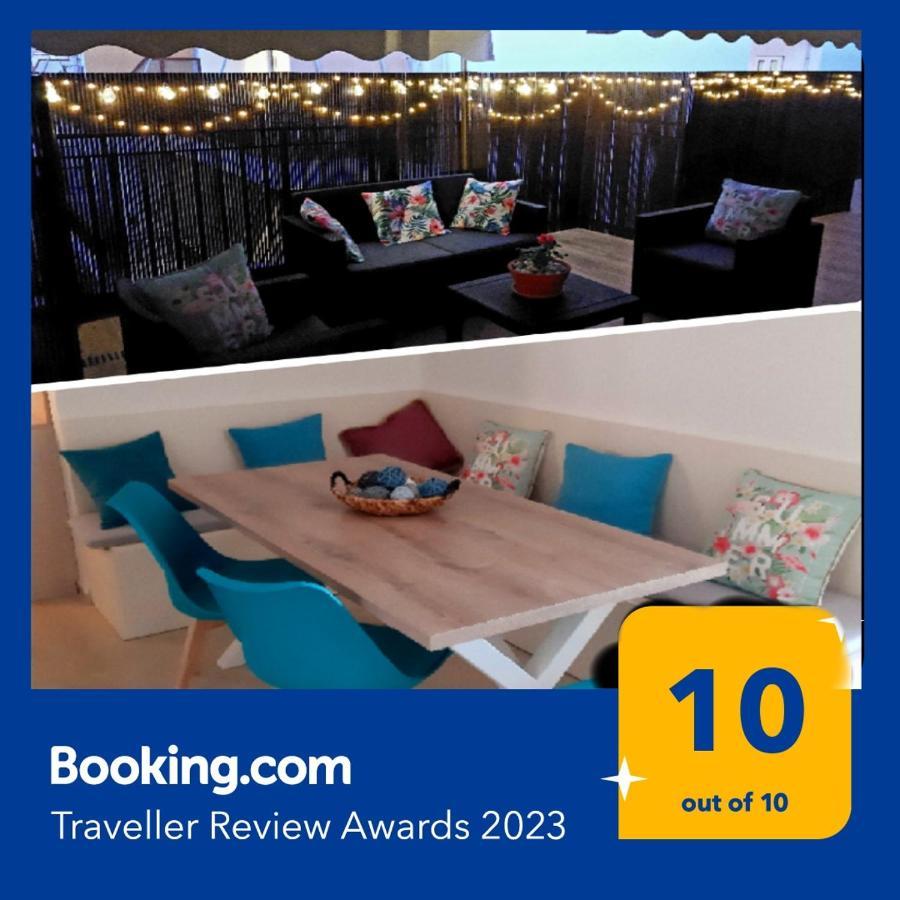 Central Apartment Near The Beach With Huge Private Terrace Loutraki  Ngoại thất bức ảnh
